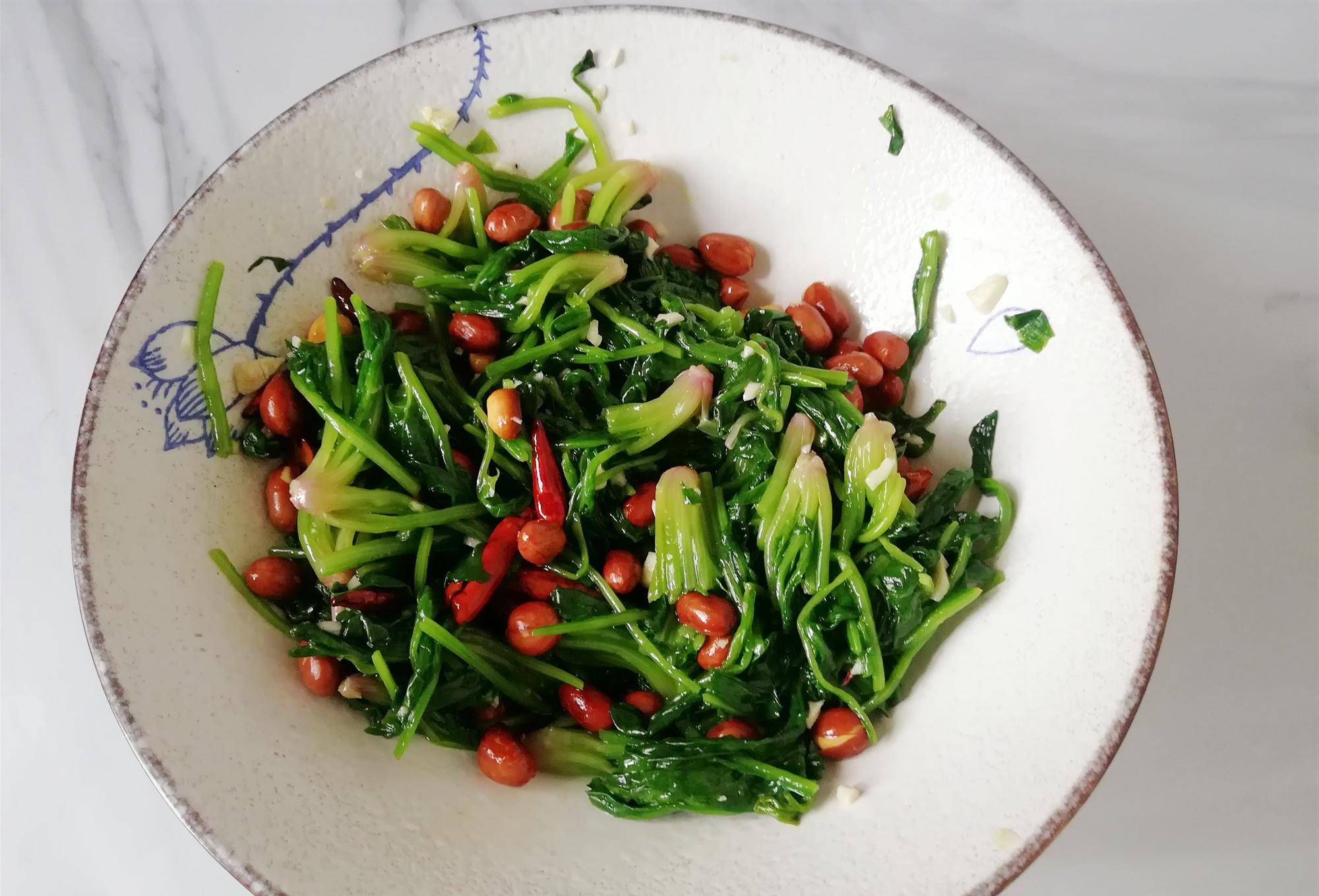 夏天做什么菜好下饭呢 2a66b88f355e42de9eff2e1e5bd91fc7.jpeg