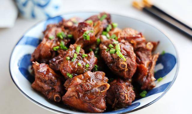 怎么做红烧鸭肉好吃又简单 450d9f7296f5444cbec2e8291942edfd.jpeg