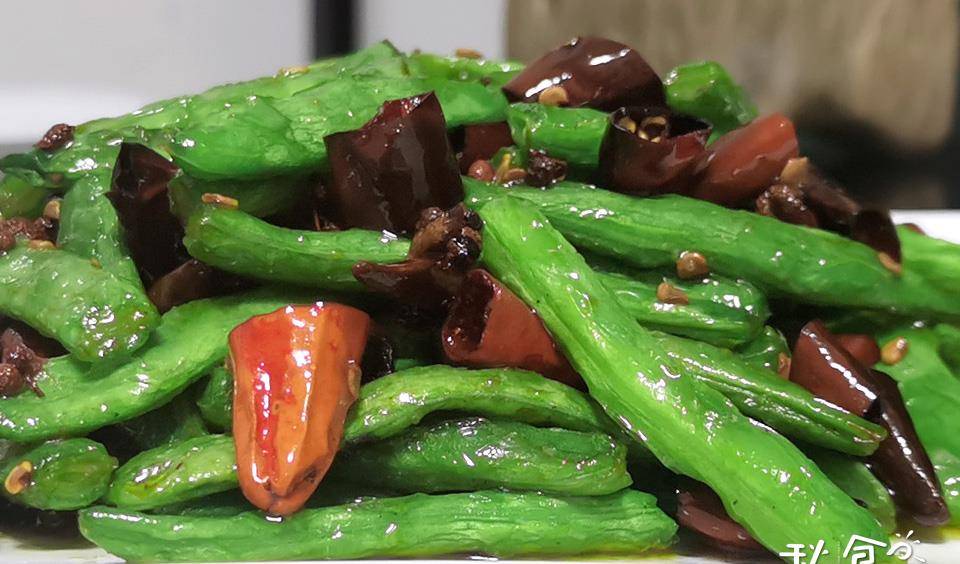 怎么样才能挑选好的麻椒 f6eab44f42384456bb04a291a4efa5b7.jpeg