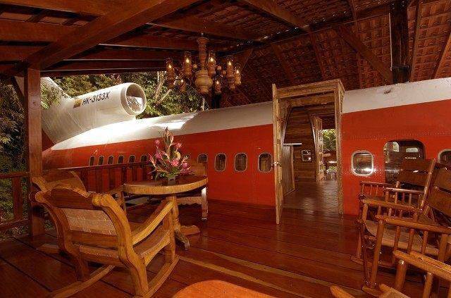 全球第一家飞机旅馆，可以在机翼上散步，还能让你睡进驾驶舱
