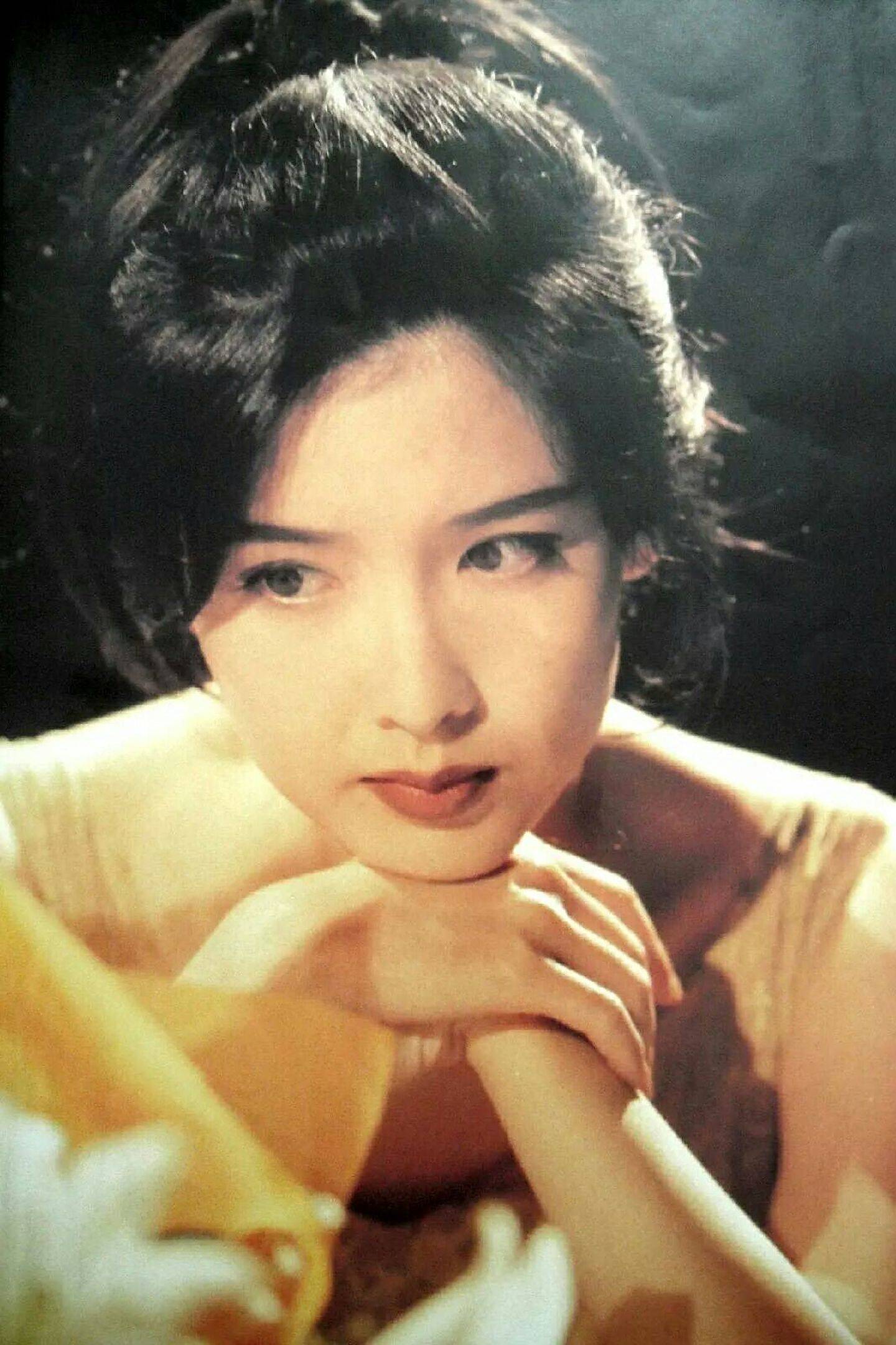 周慧敏:李嘉欣:也曾被评为香港第一美人.