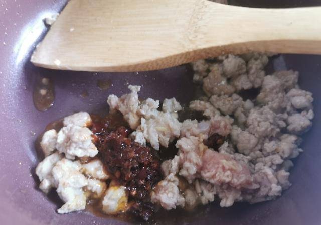 艾草过水没有小苏打怎么办 a5417142a35f4e3cb7c85bf359c30072.jpeg