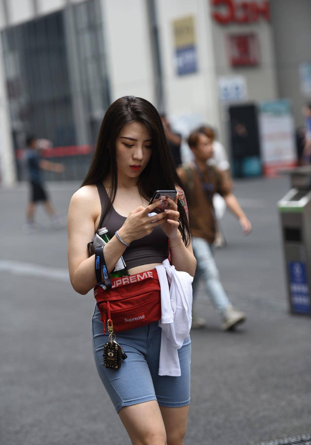 bb705a7104a144fda76b1c981c355650.jpeg