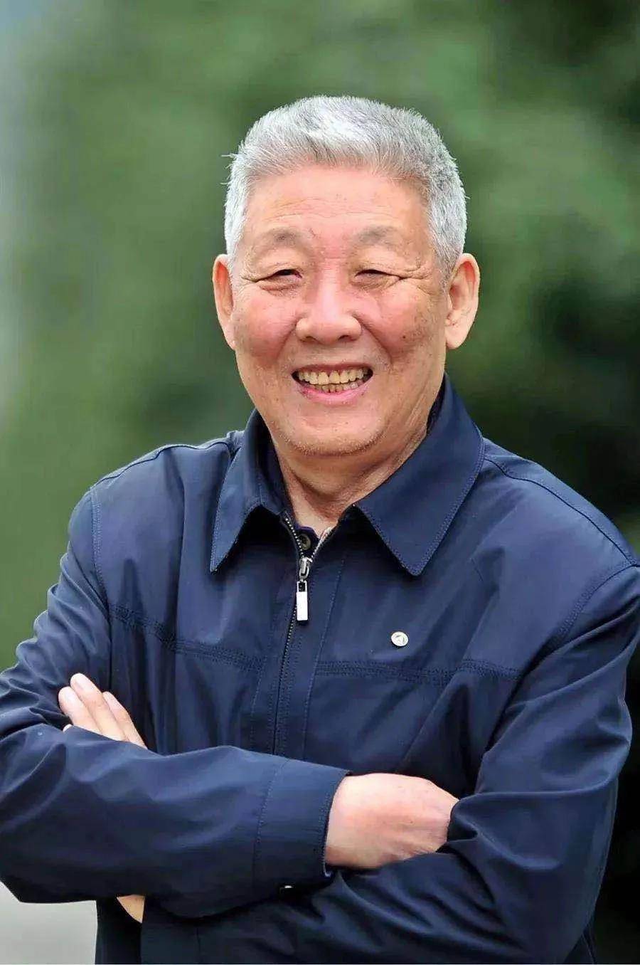 中国卫星之父,今天是92岁孙家栋院士生日,祝孙老生日快乐!