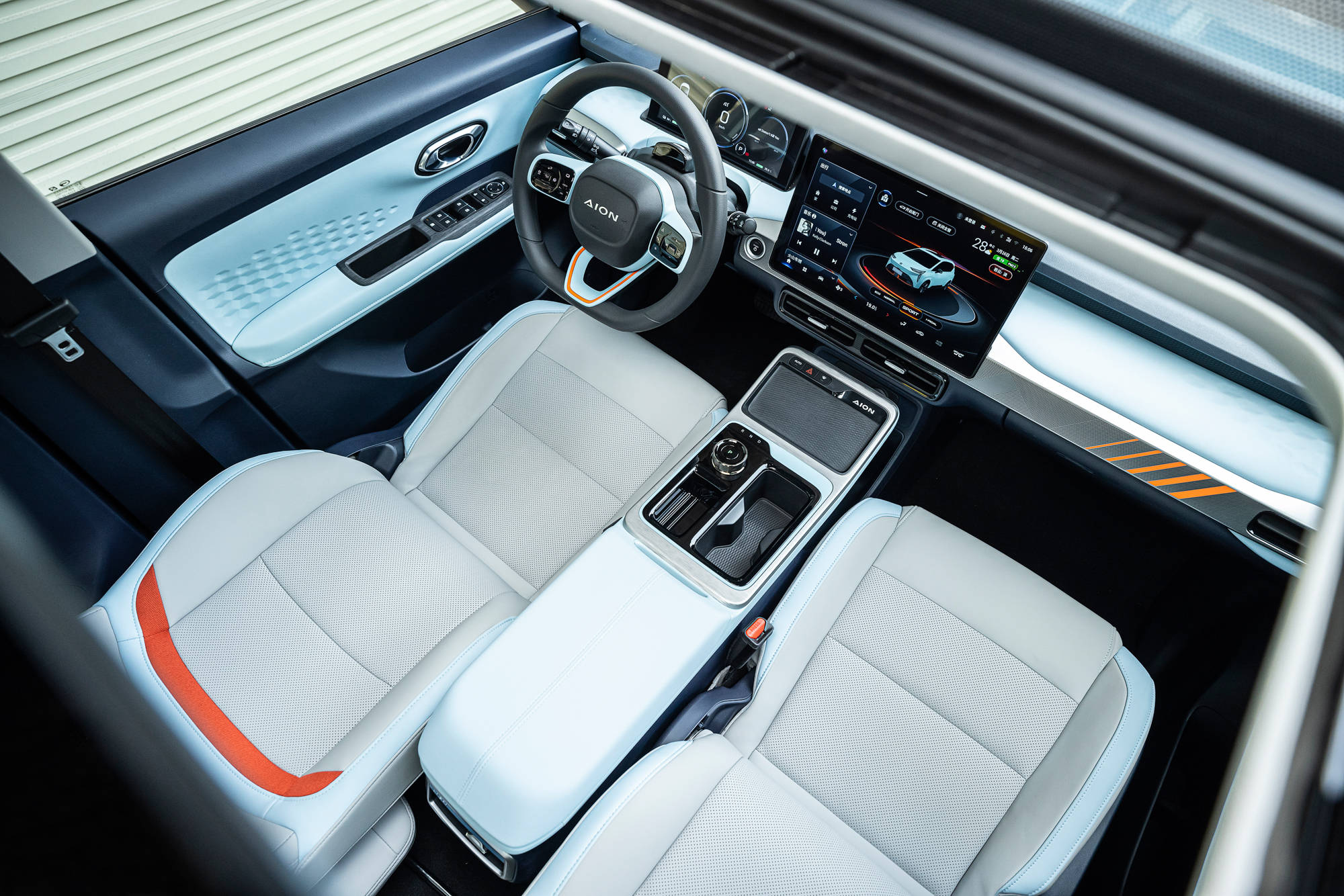 年轻人买得起轰趴房车aiony