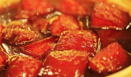 做红烧肉最忌放2种调 979631d4ad5848b5b55b53f215cadfc0.jpeg