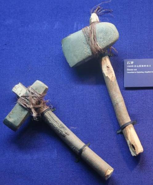 唐朝工匠太神 给砍柴斧加上50cm长柄后 成了剽悍骑兵的克星 斧头