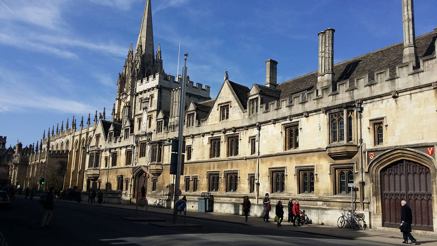 英国大学商科排行_英国留学:商科专业全解析,附优势商学院额介绍!