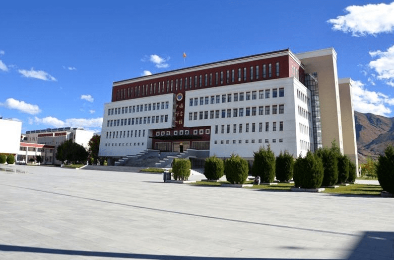 什么大学分数低毕业后包分配 36a89dc0d2374952b0d5bec1f07aacf7.png