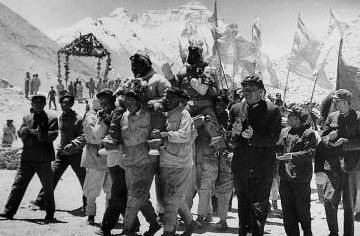 1960年我国第一次北玻登珠峰，此前英国人数次失败，后来成功没？