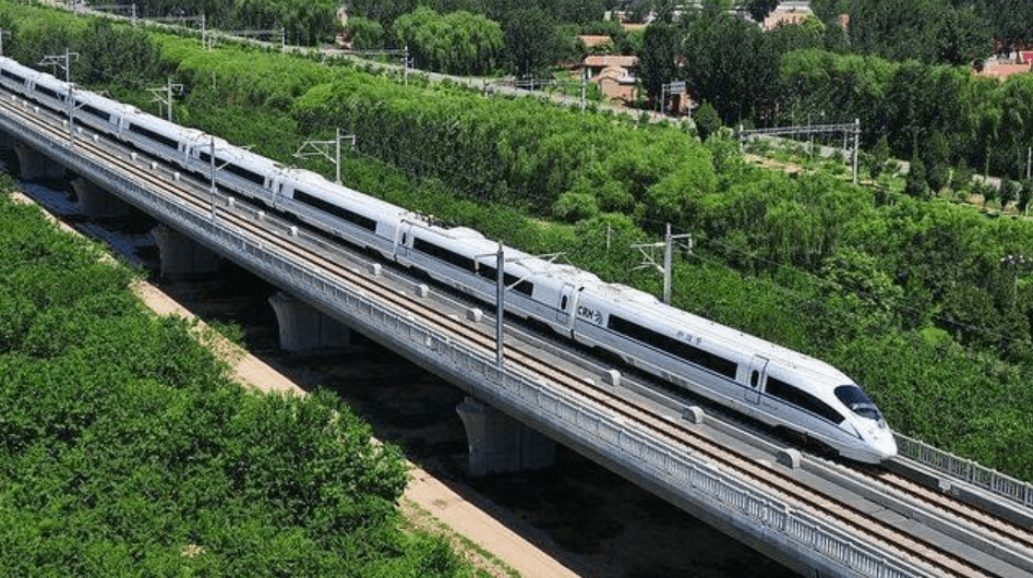 四川重庆云南三地再建高铁：沿途21站，2025年将会通车运营！