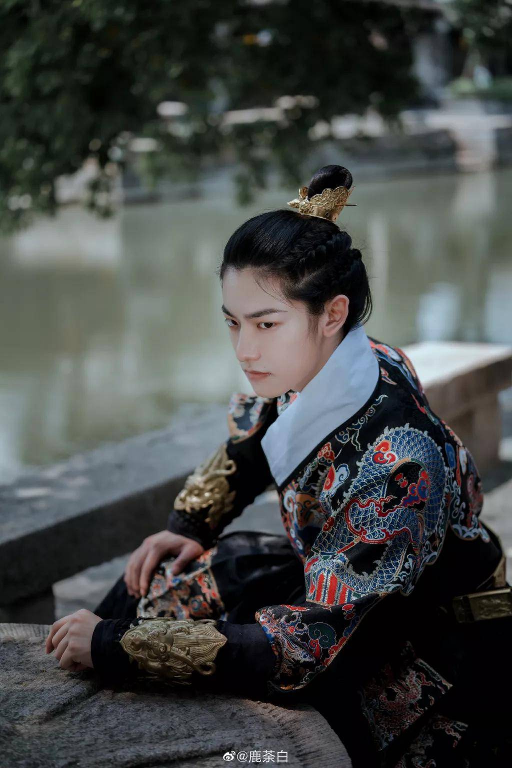 谁说古风只适合女孩子,男孩子的古装扮相也很绝啊_楚淇