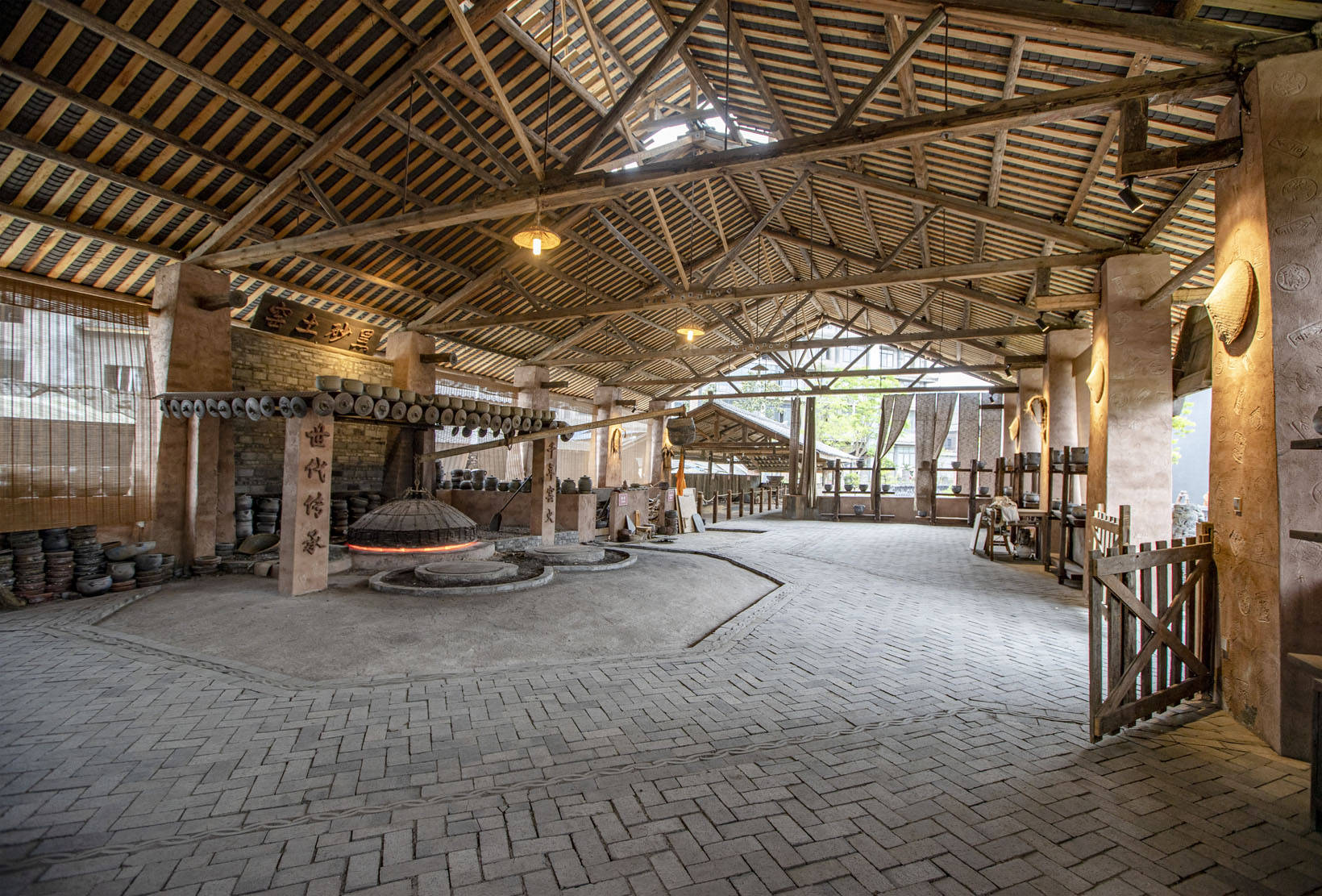 四川雅安荥经又一网红打卡地荥经砂器博物馆