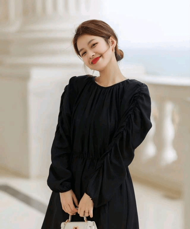 春天一定要穿搭一条裙子呀穿上做最美的你不辜负春天气息