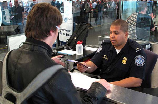 怎么去美国打工合法 eda72dd2f444437ea498cc63f7bbc3aa.jpeg