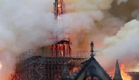 一场火灾让千万文物消失，比巴黎大火更加严重，研究倒退180年