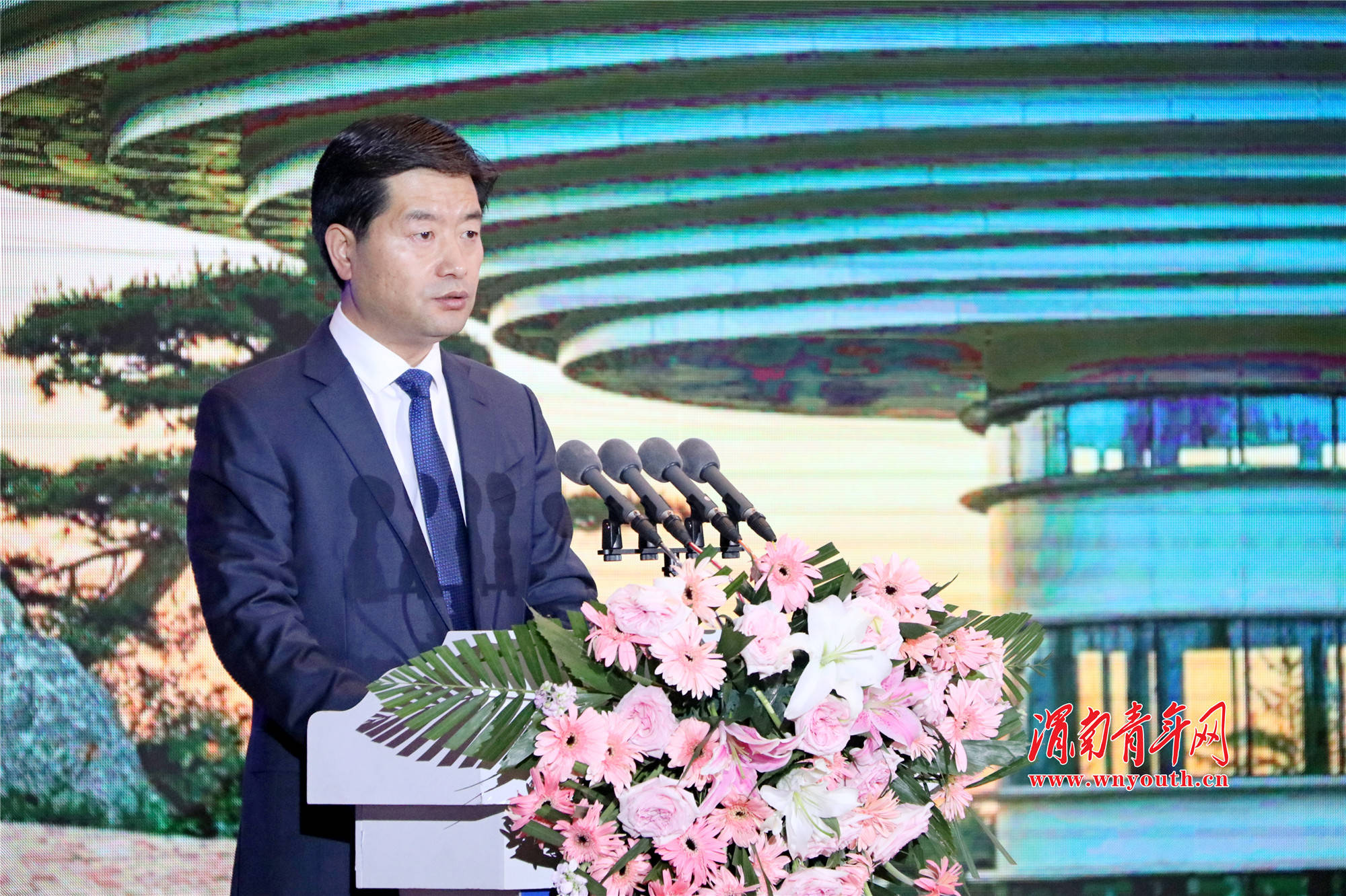 副区长张占权发布了2021临渭区乡村振兴系列活动;副区长李少博发布了