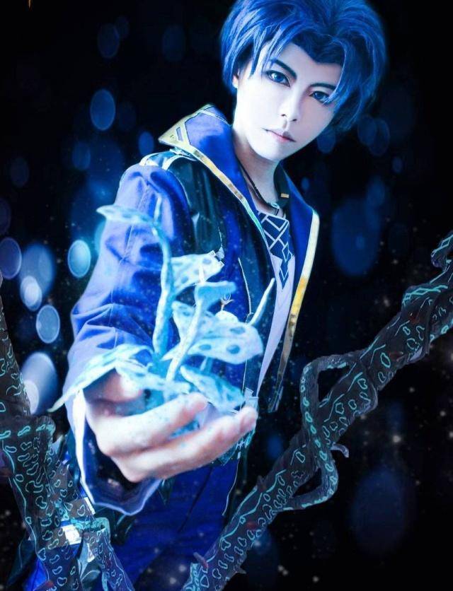 原创斗罗大陆八种风格的唐三coser黑化唐三专情前世的唐三