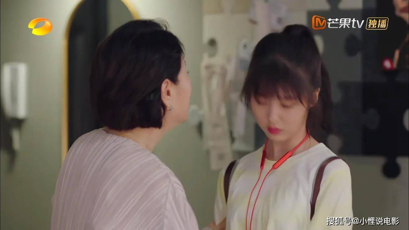 陪你一起长大:苏醒撞见紫宁吻奚彬,俩人婚姻陷入危机,谁的错?_老邹