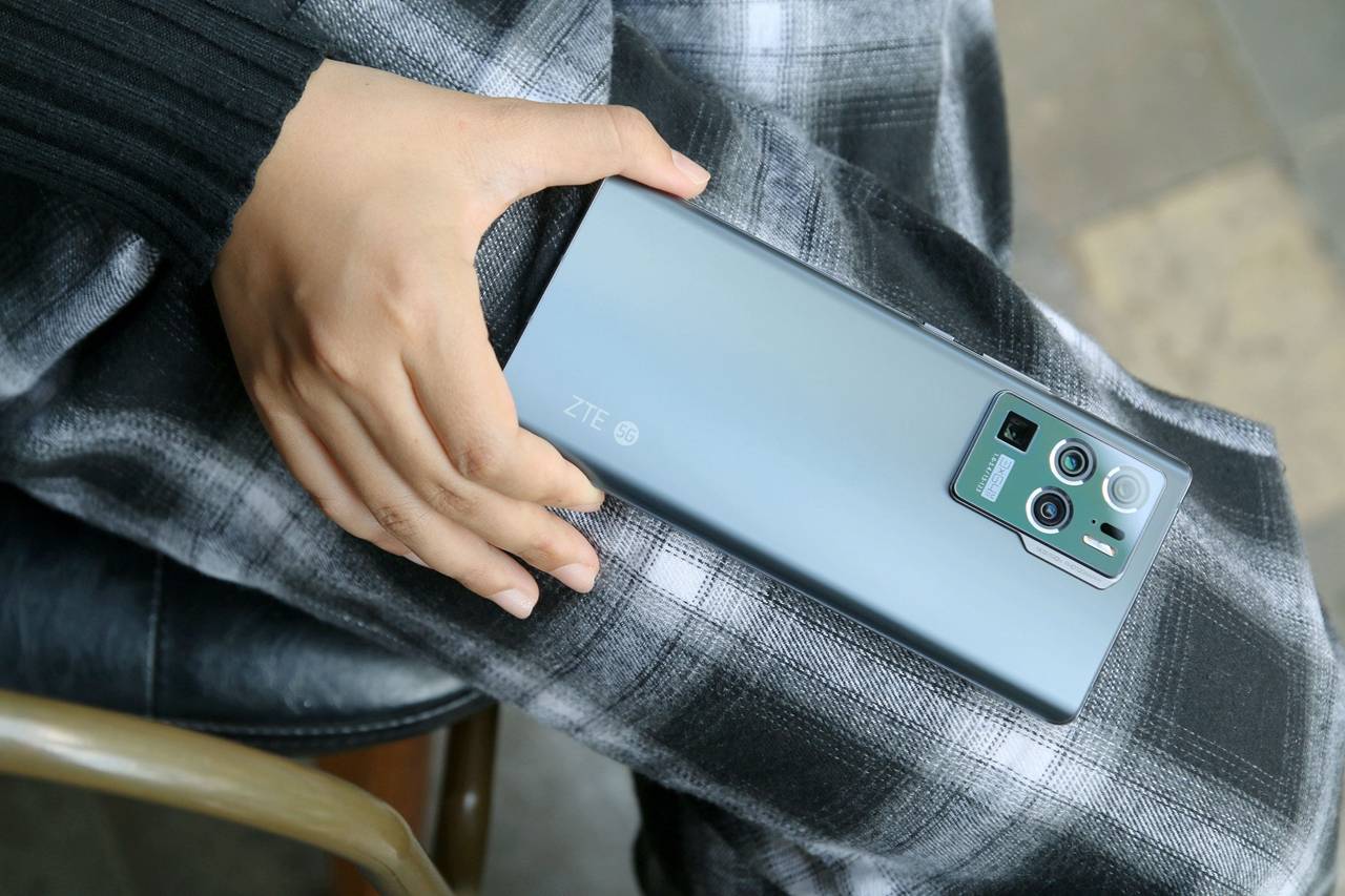 6400万三主摄加持中兴a30ultra到底立不立得住