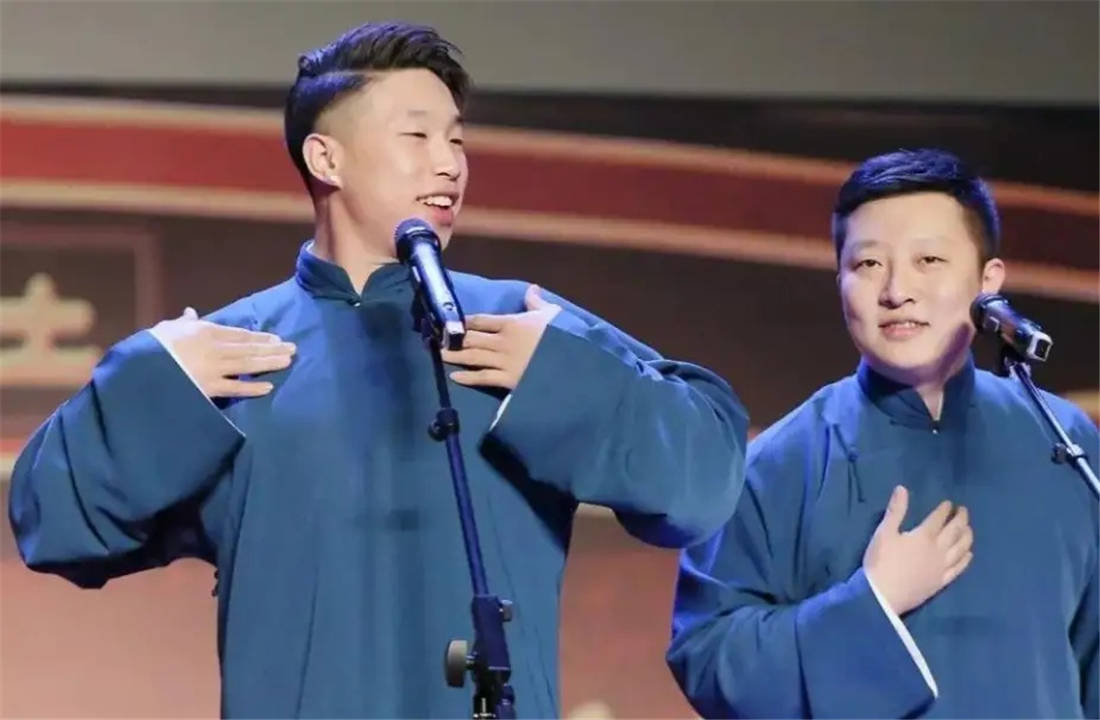 原创有种基因叫烧饼儿子躲开妈妈颜值和爷爷爸爸共用一张脸