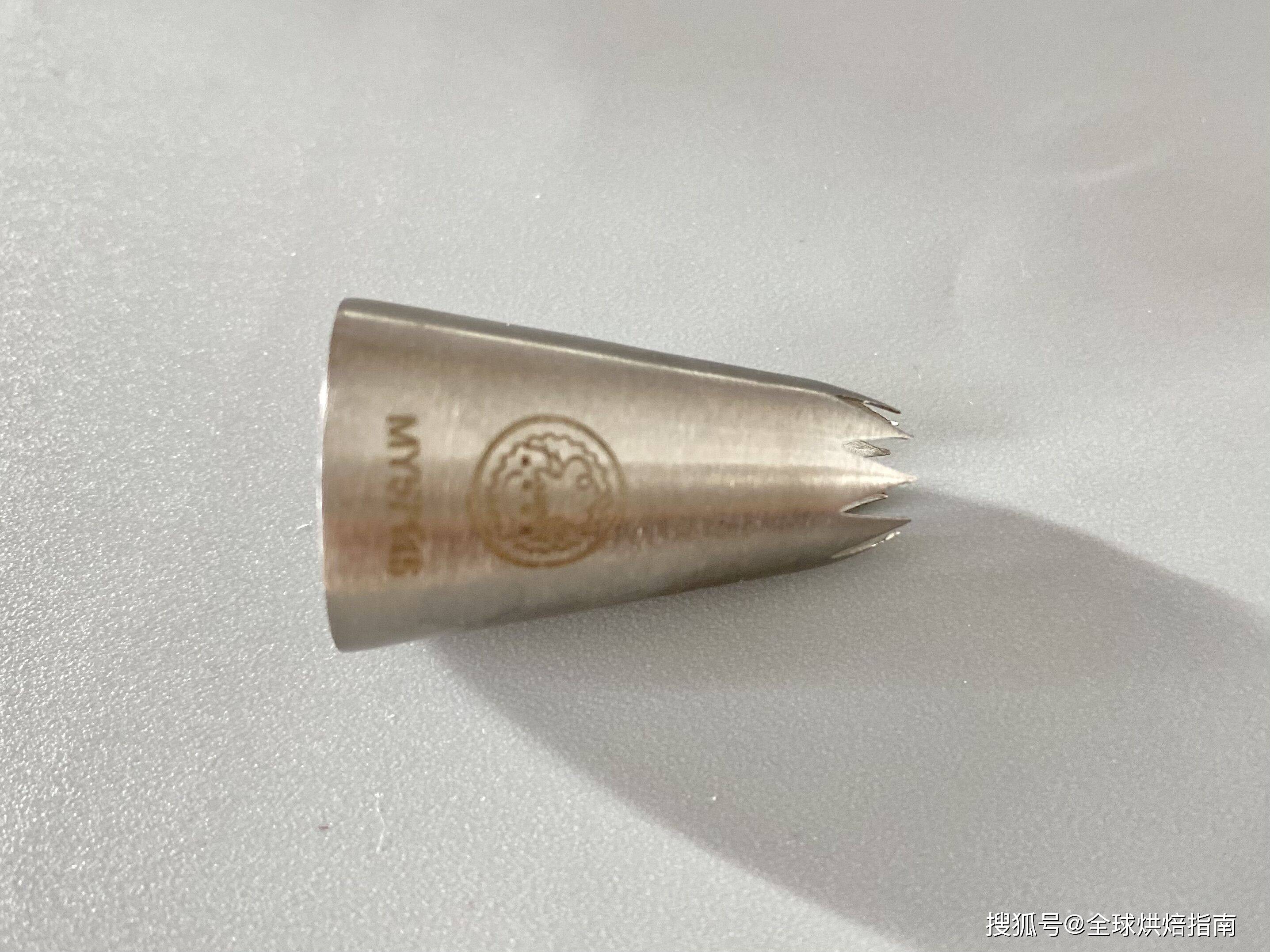 72張動圖教會你升級版裱花手法（二） 熱愛美食 第32张