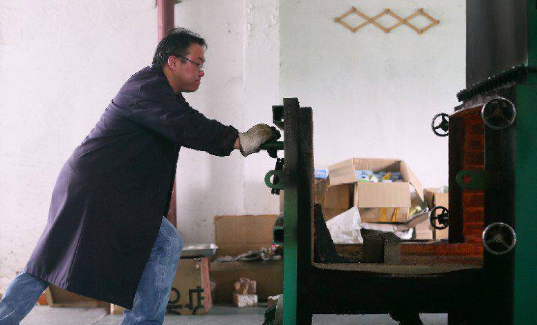 走进重庆宠物殡仪馆 记录动物火化的整个流程 尸体