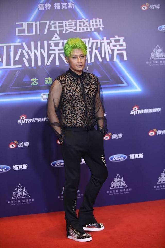 渔网装穿得比谁都高级,一般人不敢试_男性