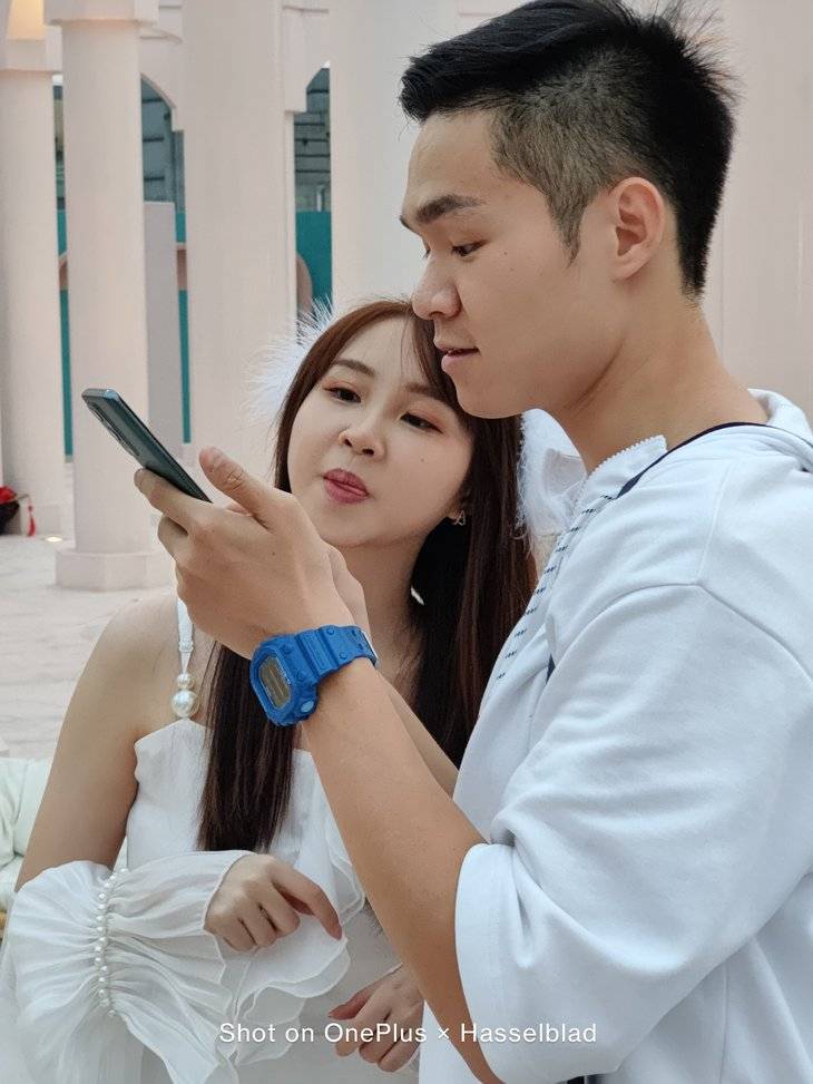 样张|在“光明顶“上，体验有故事的一加 9 Pro