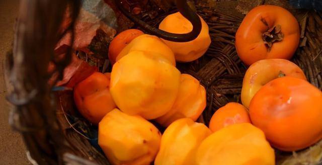 怎么晒柿饼晒得快 d174e78fcd354d049a34be82bdaee881.jpeg