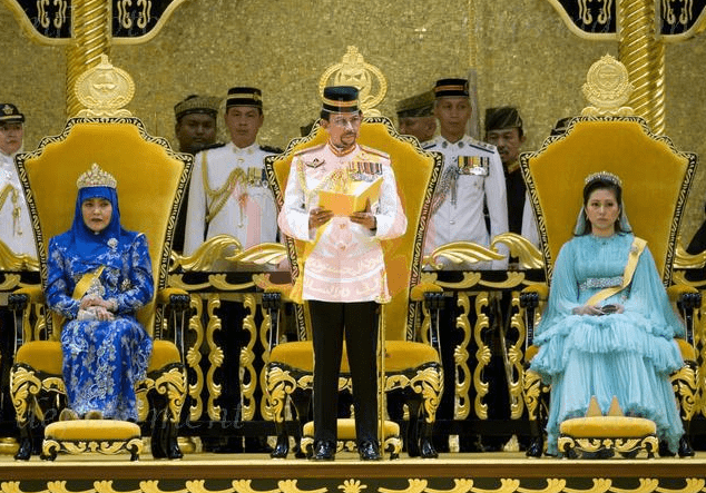 文莱亲王比国王任性日均开销500万后宫佳丽是哥哥的10倍不止