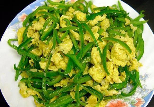 炒什么菜放白糖 da7524dd43a740e7b64556d971522c52.jpeg