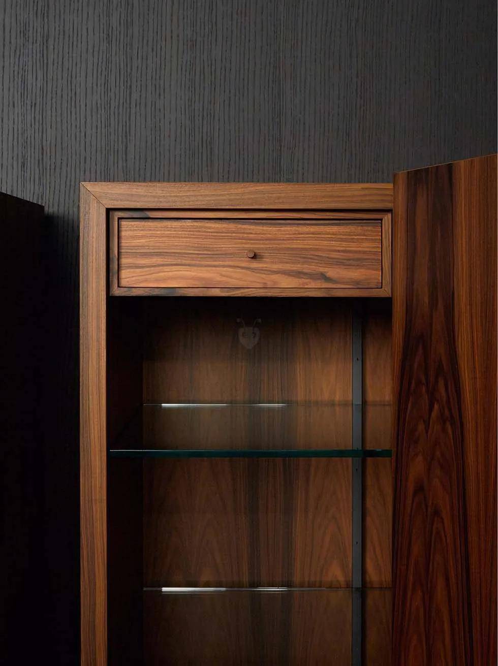 porro餐边柜用减法艺术创造家居设计