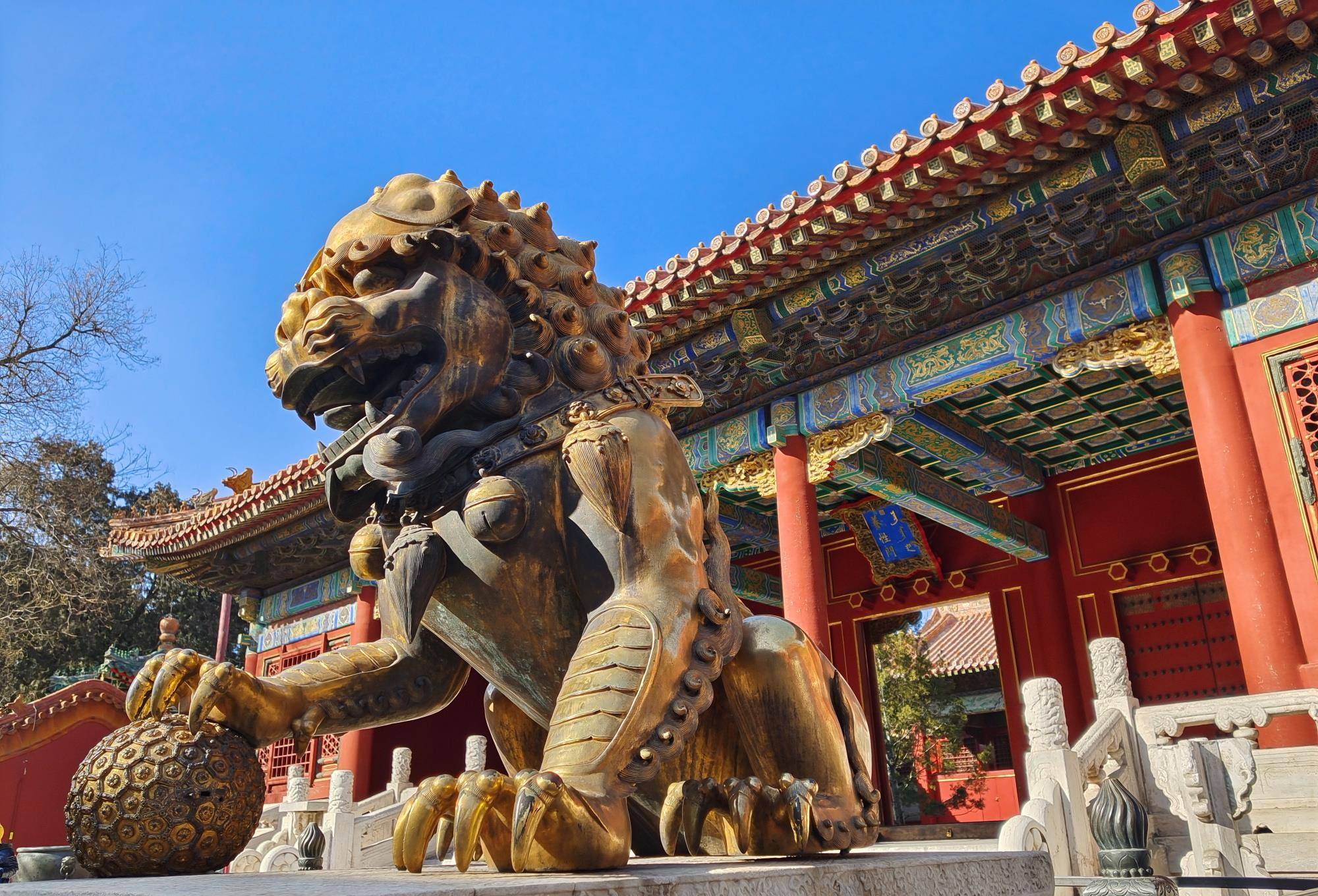 逛了一天的故宫没想到最满意的一张照片竟是出宫后拍摄的