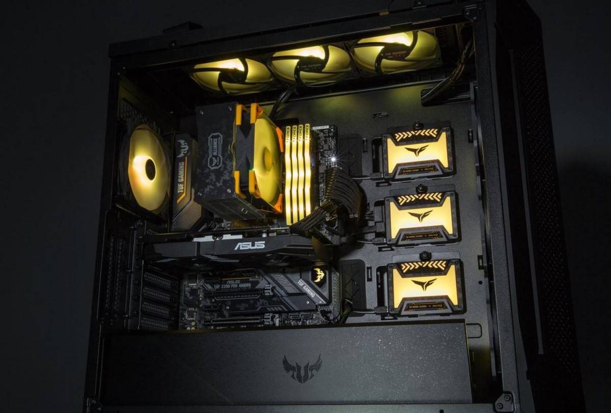 异世冒险,双人成行!搭档畅玩首选华硕gt501狙击手机箱