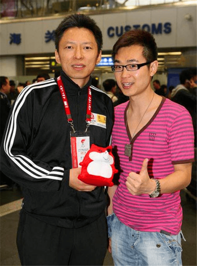 而大鹏作为一个千里马,要是没有遇到像张朝阳这样的伯乐,要怎么会有