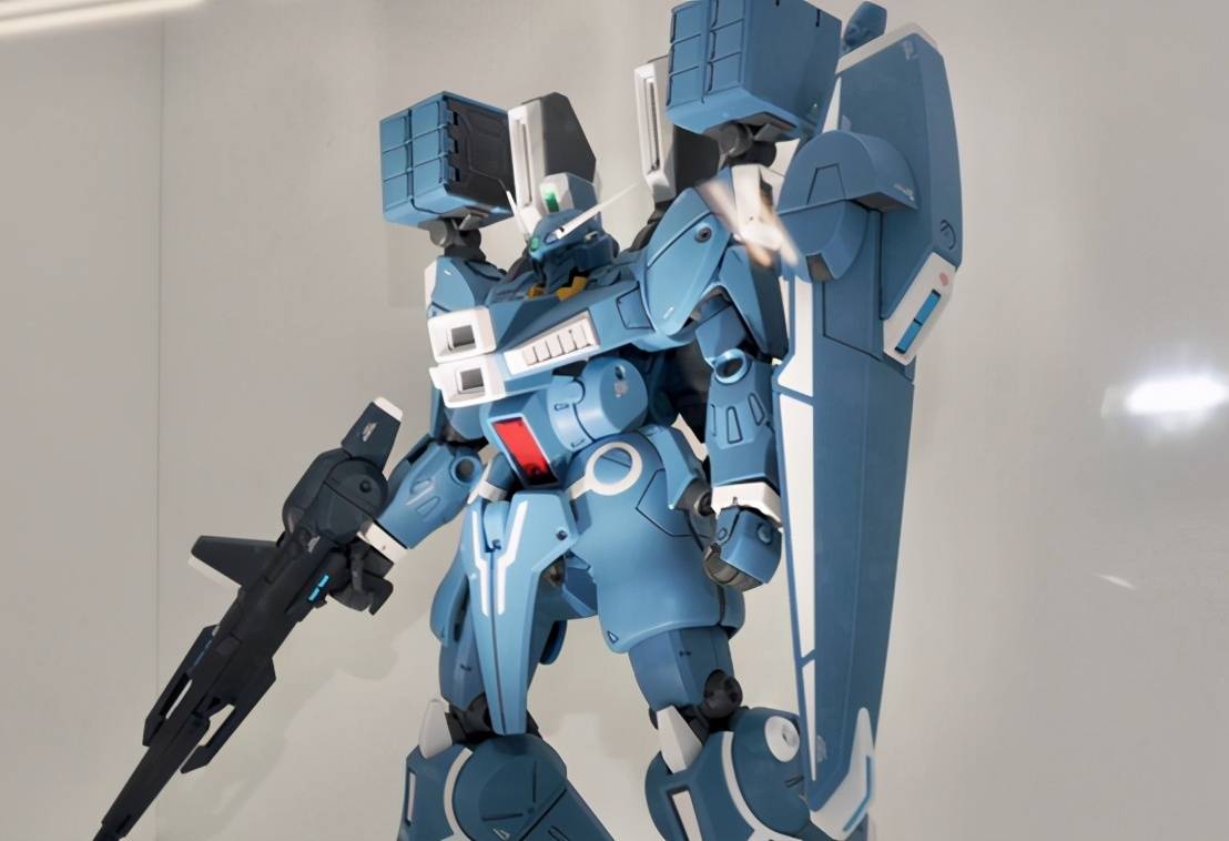 本可成为夏亚专用高达却因为运输问题导致默默无闻