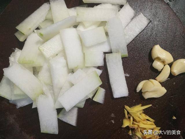 怎样腌制蒜米 e62e29d2df484f9f944ecdc26bf13a13.jpeg