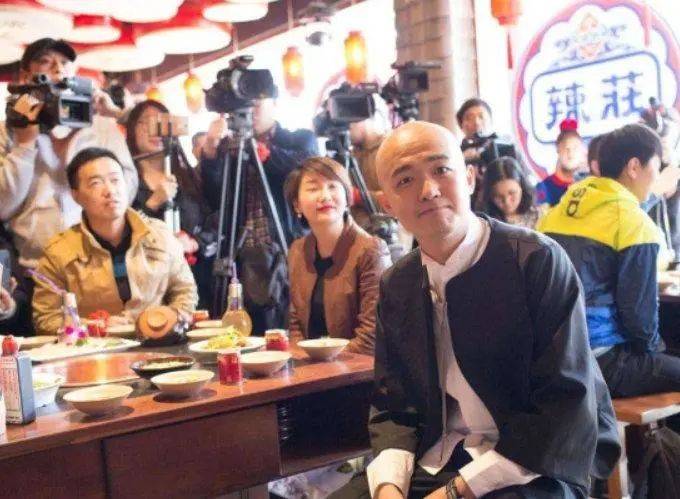 杭州海底捞人均消费_海底捞人均消费(3)