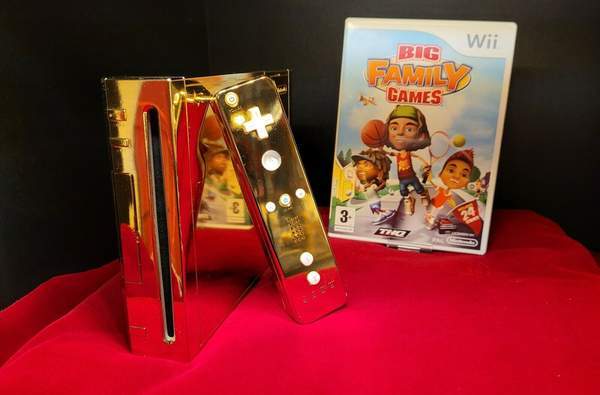 主机|24K镀金任天堂Wii游戏主机被出售 曾准备送给英国女王