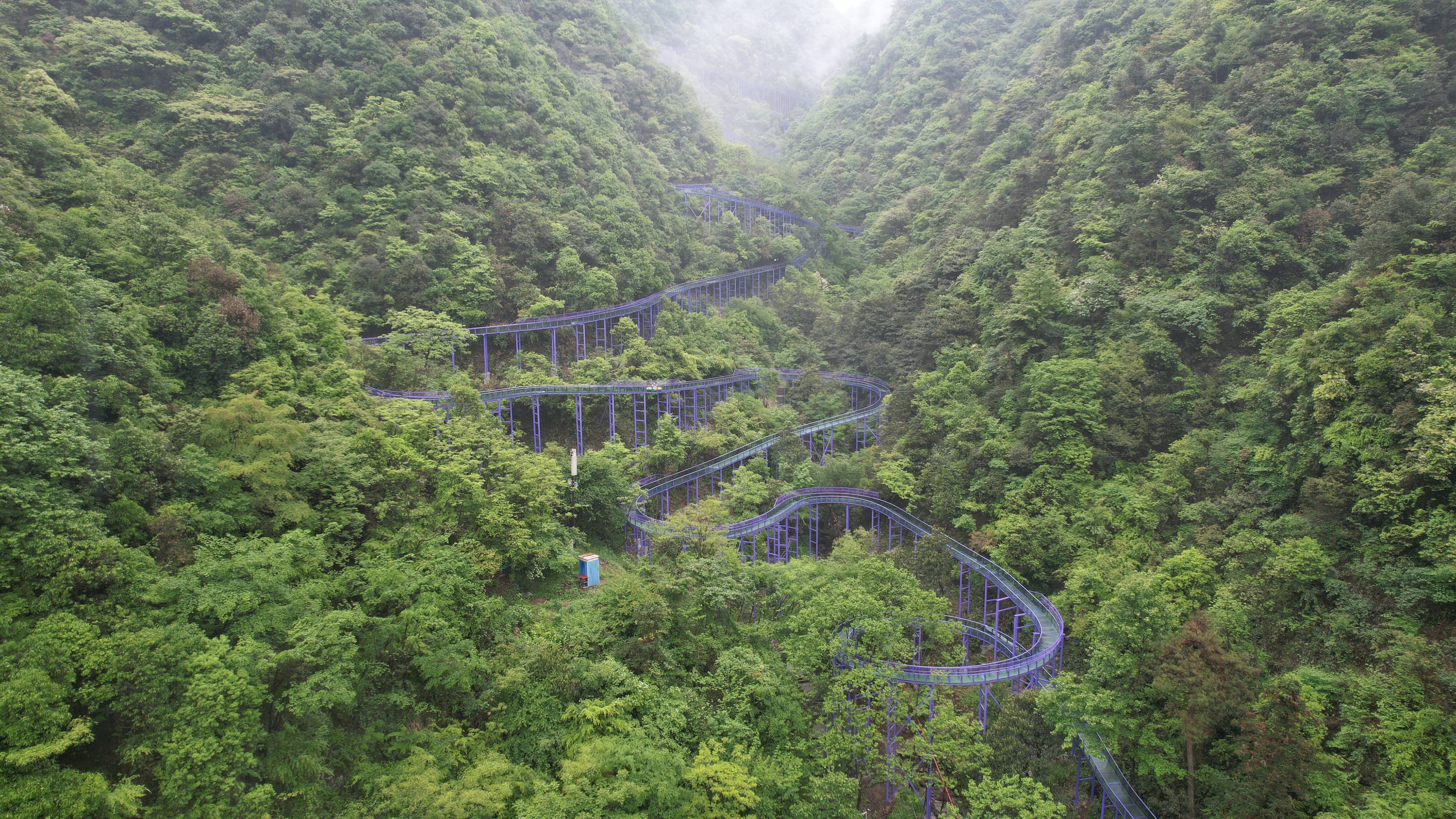 浙江宝藏亲子游目的地,堪称避世秘境,还有全球最长的玻璃漂流