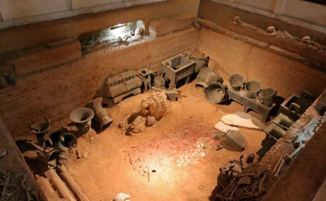 若不是1976年挖出她的墓葬,真以为她是神话人物_武丁