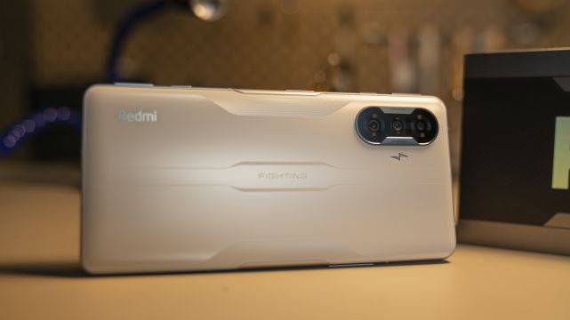 电量|Redmi K40 游戏增强版：平衡之道