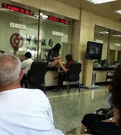 原创
每日一笑:这样拍照,能分得清谁是谁吗?