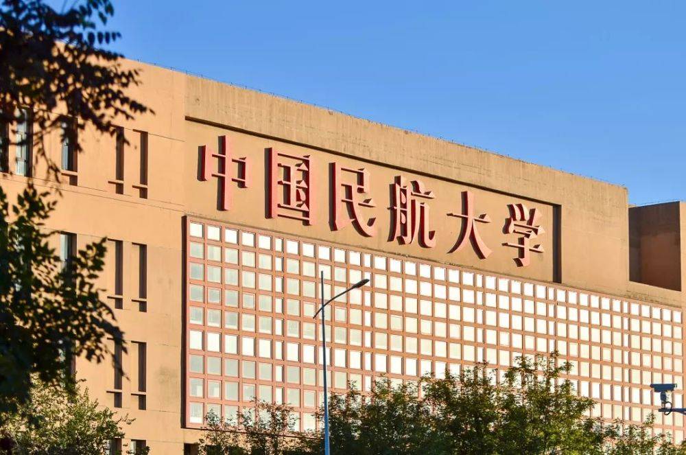 根据自身情况而定,高三学子需谨记(1)善于管理时间要想考上心仪的大学