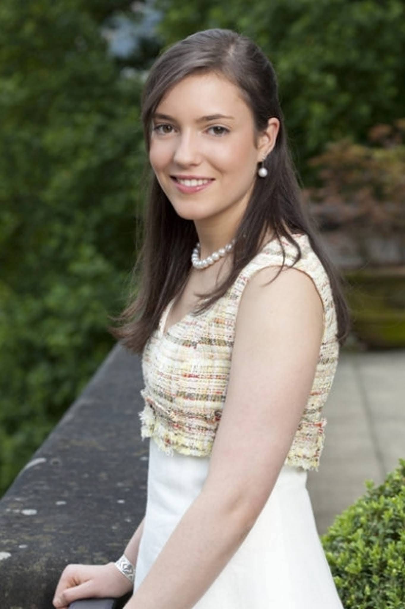 现任卢森堡大公,有四个儿子,一个女儿,唯一的公主叫亚历山德拉,是个