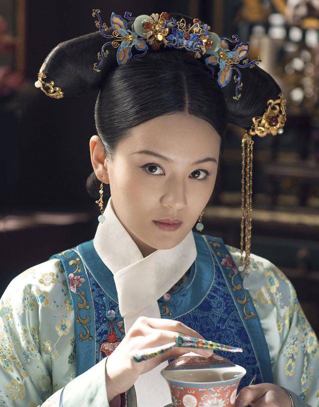 "如懿传"中的天上童姥阿箬,两个小辫子,都说不敢直认
