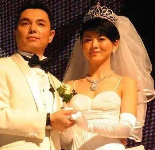 汪小菲现在身价多少亿 510248f20c414d3d91416dac159a6292.jpeg