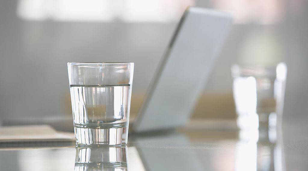 大家都在用什么样子的玻璃水杯 b79b9ca94dd84f48adecb1c563e64cec.jpeg