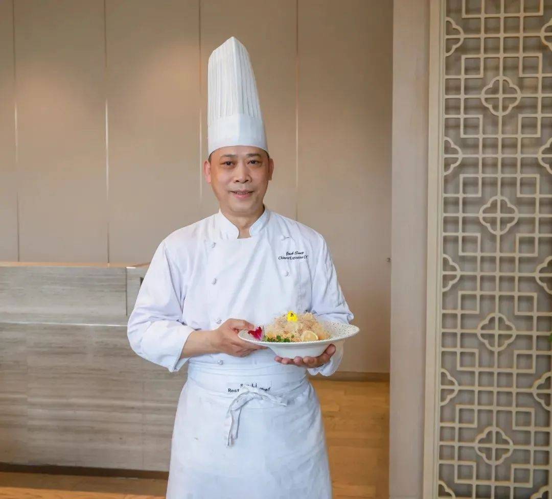 大厨小菜香甜酥脆沙律金丝虾球